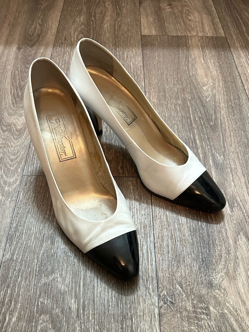 Vintage Worthington White and Black Tipped Heels Size 7 1/2